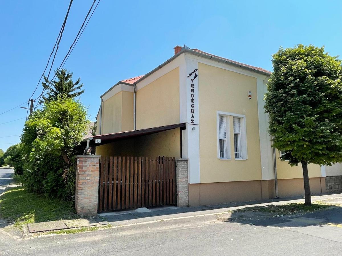 Abigel Vendeghaz Keszthely Villa Exterior photo