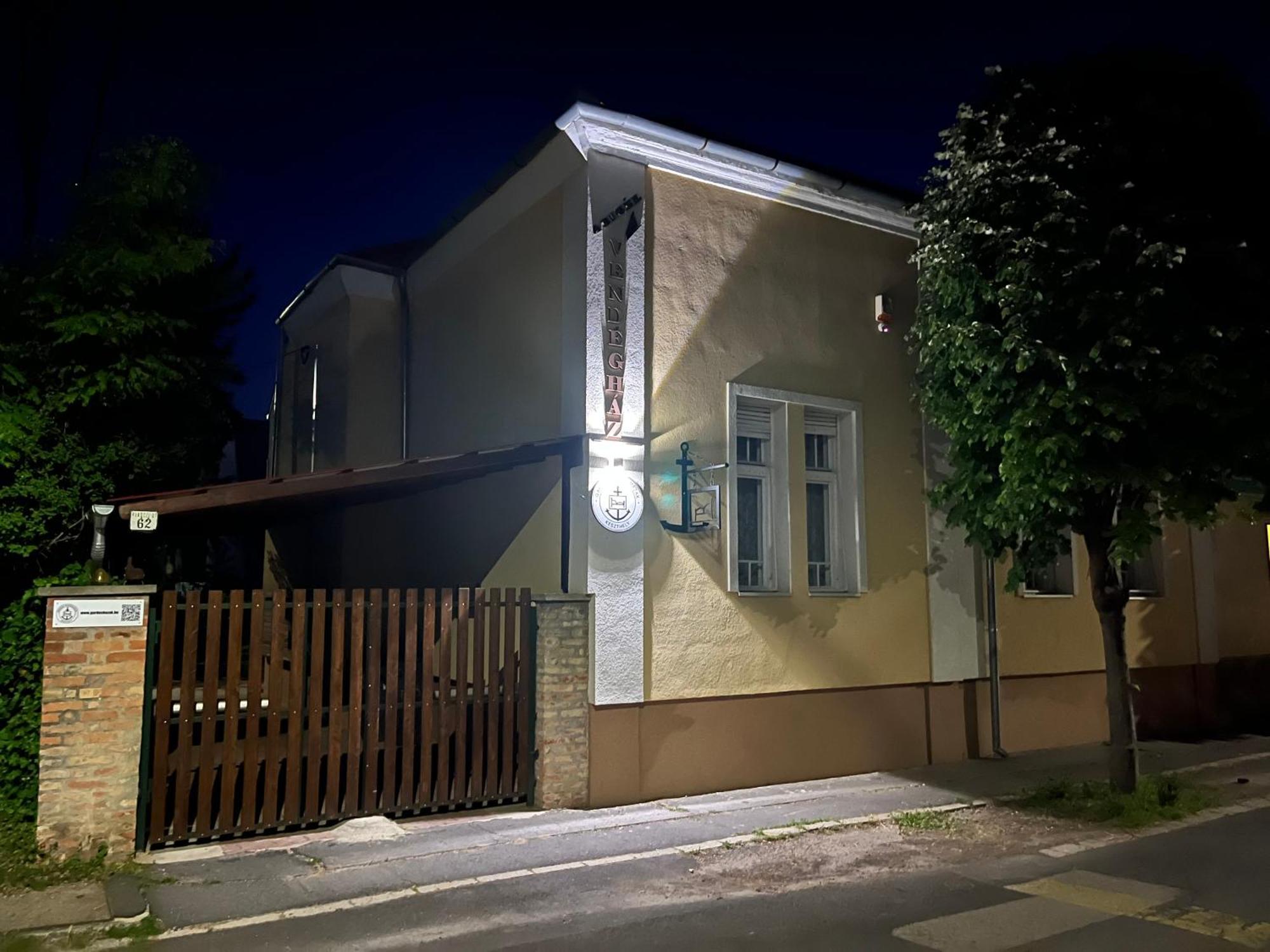 Abigel Vendeghaz Keszthely Villa Exterior photo