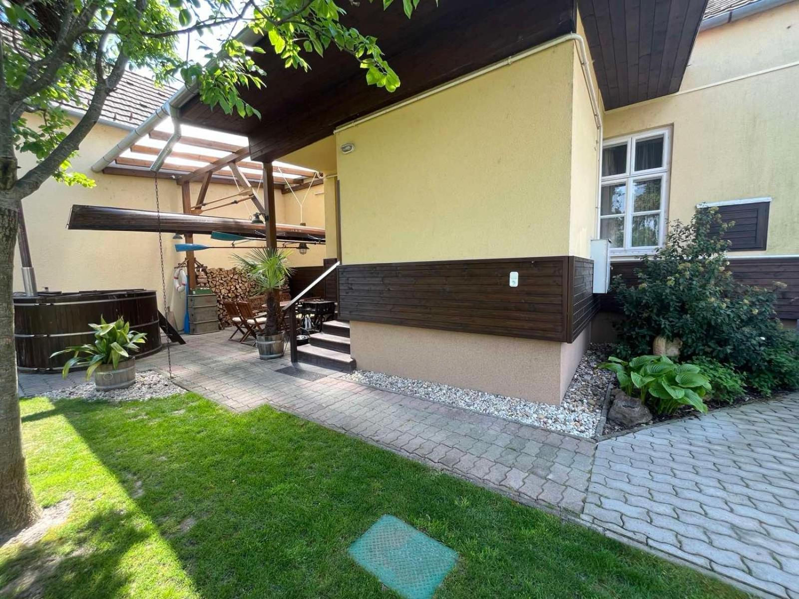 Abigel Vendeghaz Keszthely Villa Exterior photo